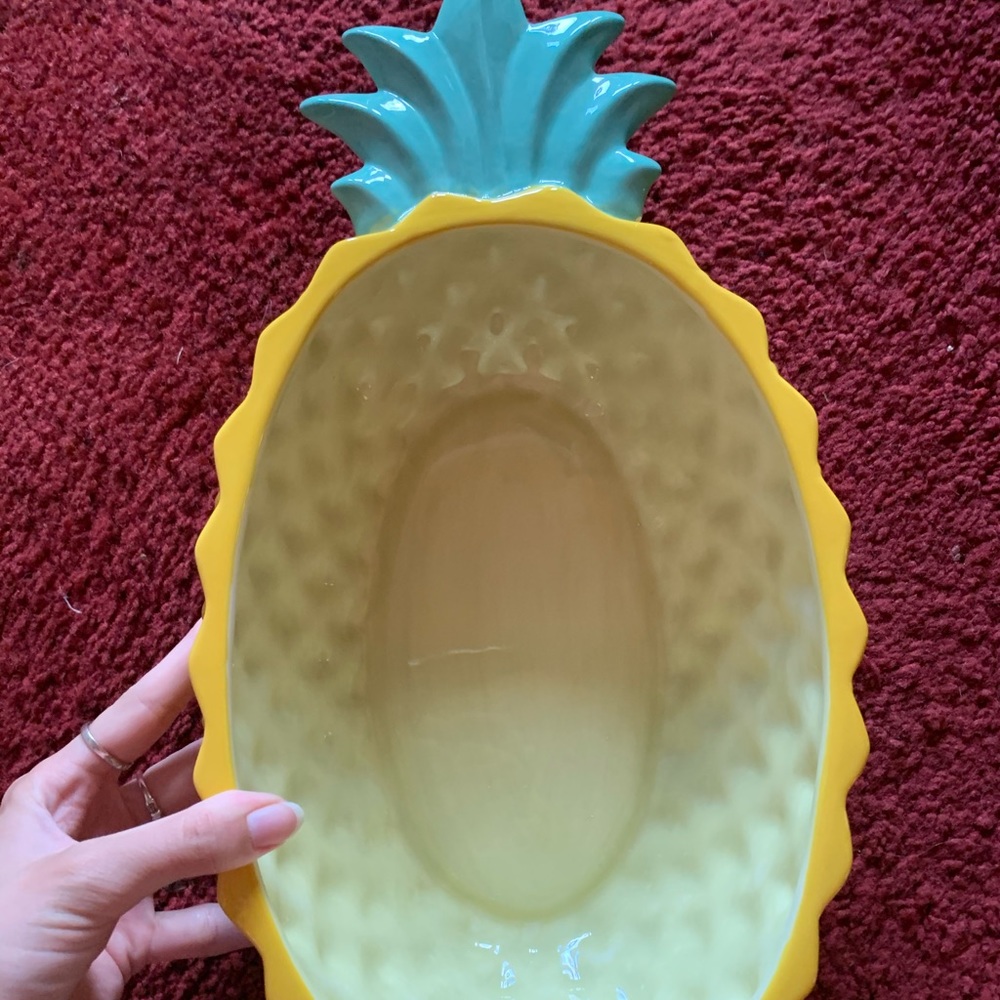 Martha Stewart pineapple bowl